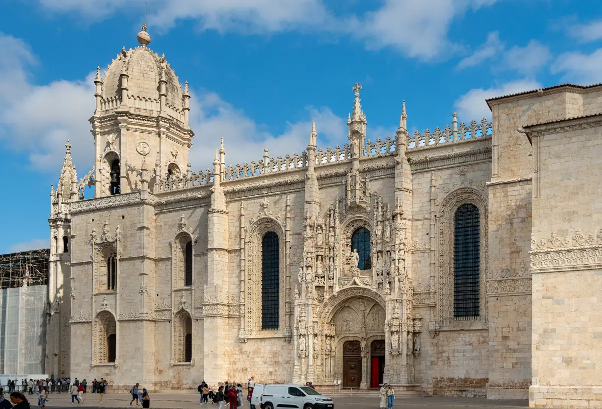 The south portal of Jeronimos Monastery