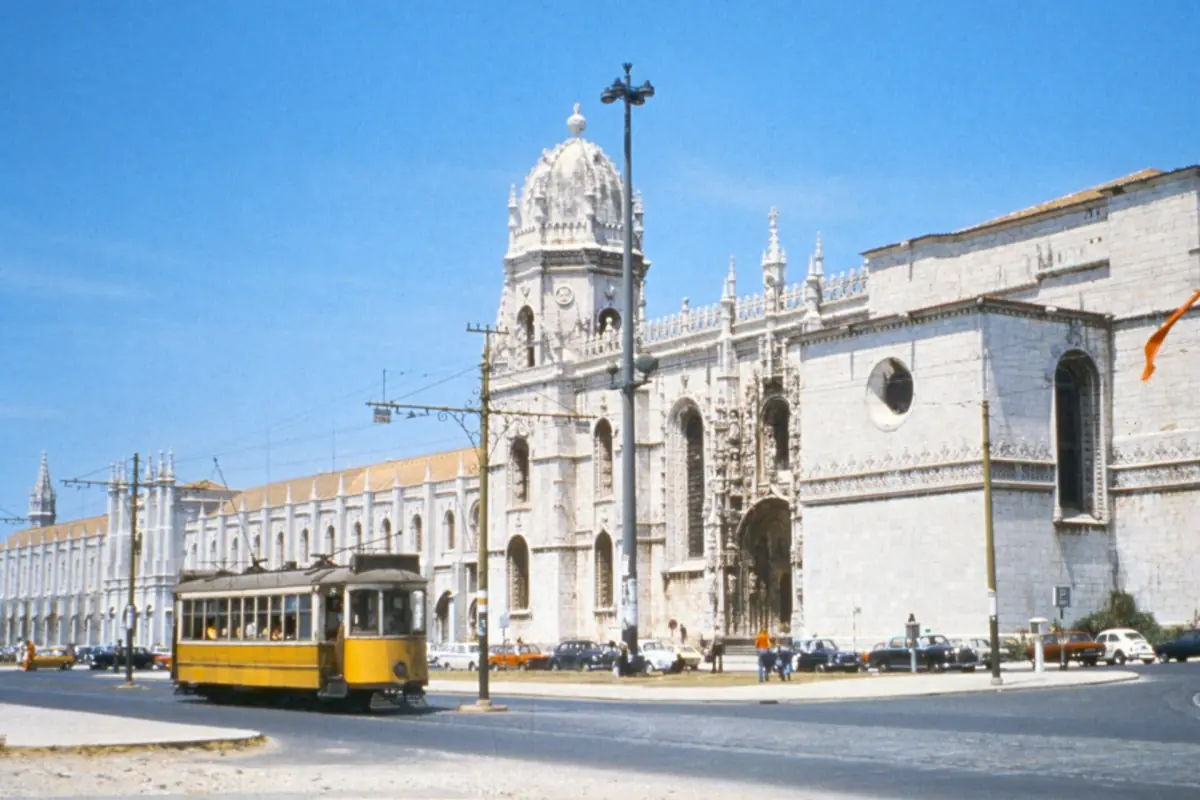 A tram passing Jeronimos Monastery